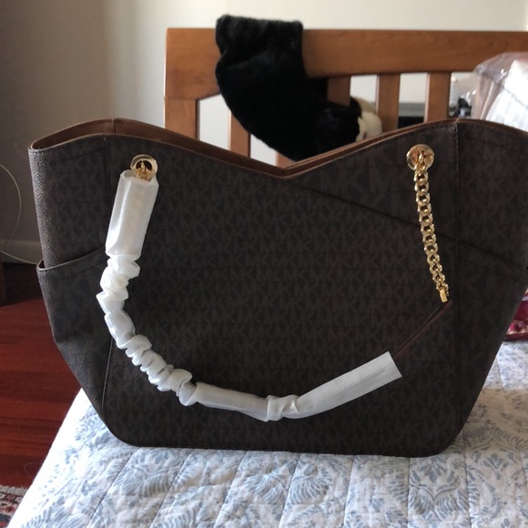 NWT Michael Kors Jet Set Large Logo Shoulder Bag - Picture 2 of 6